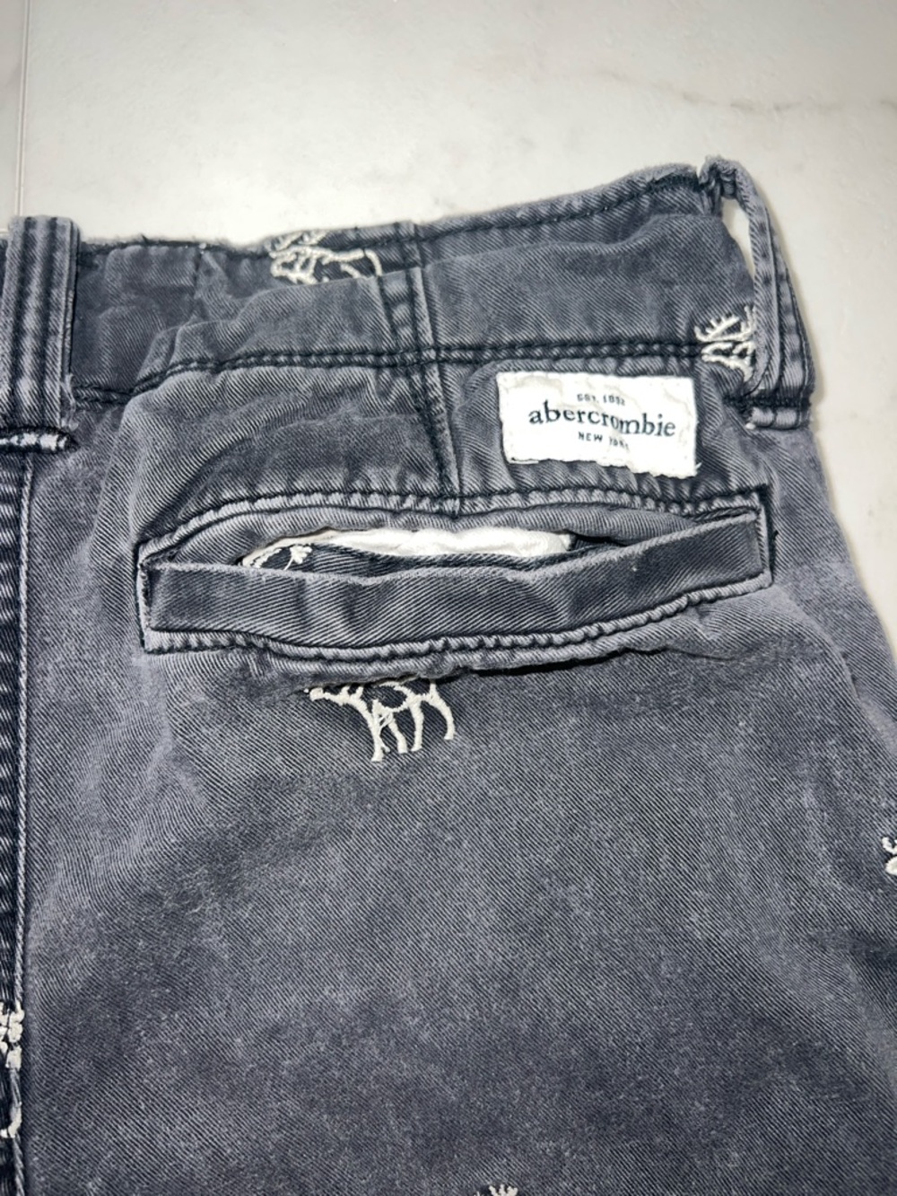 Vintage Abercrombie & Fitch Boys Embroidered Moose Cotton Shorts Size 12 - Picture 4 of 4